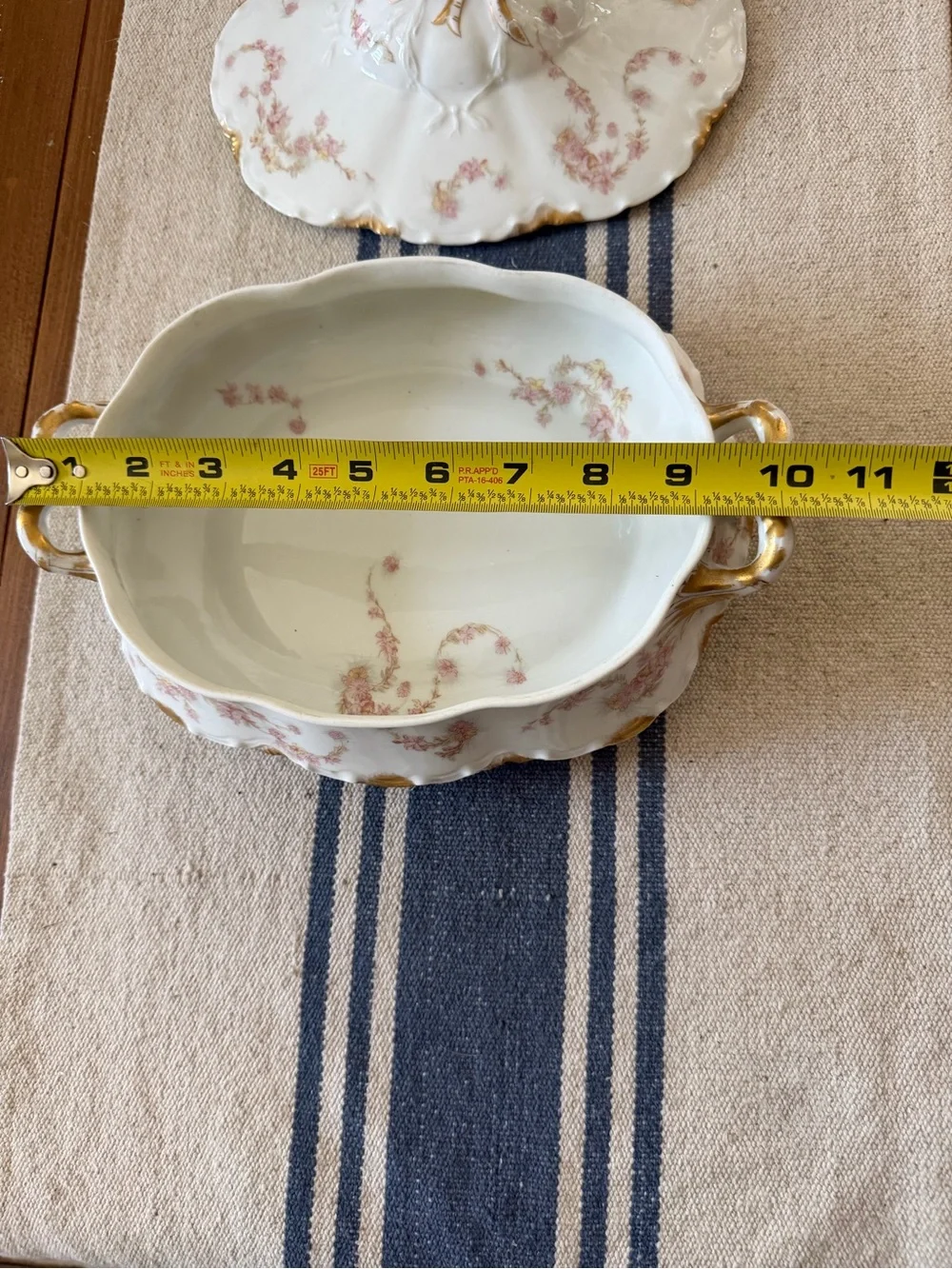 Haviland Limoges Porcelain Schleiger ?525 Pink Gold Floral Covered Bowl